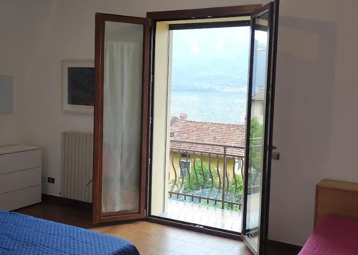 Da Nani Apartament Lezzeno